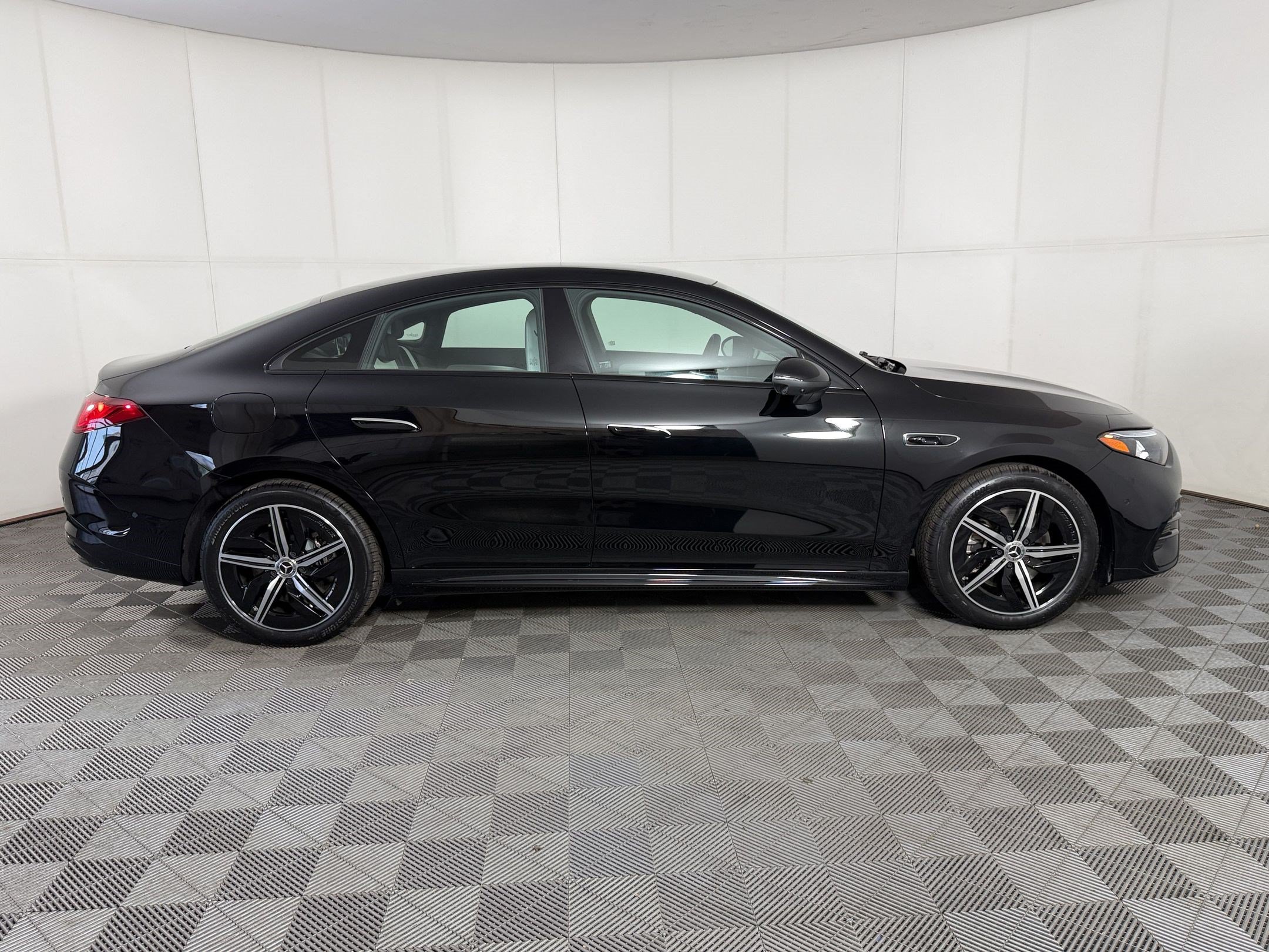 New 2027 Mercedes-Benz CLA 250+ image 8
