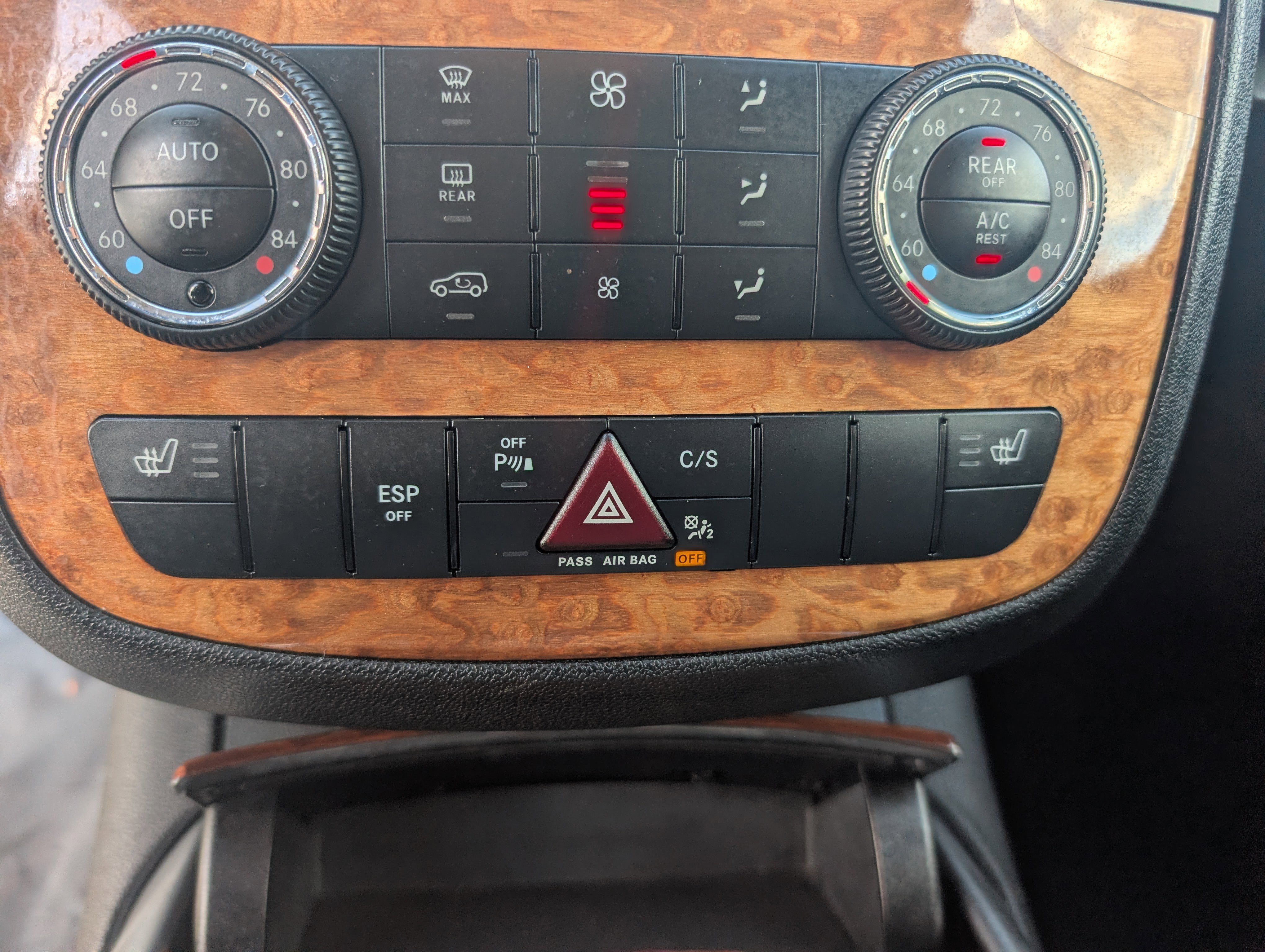 Used 2008 Mercedes-Benz R 350 4MATIC image 20