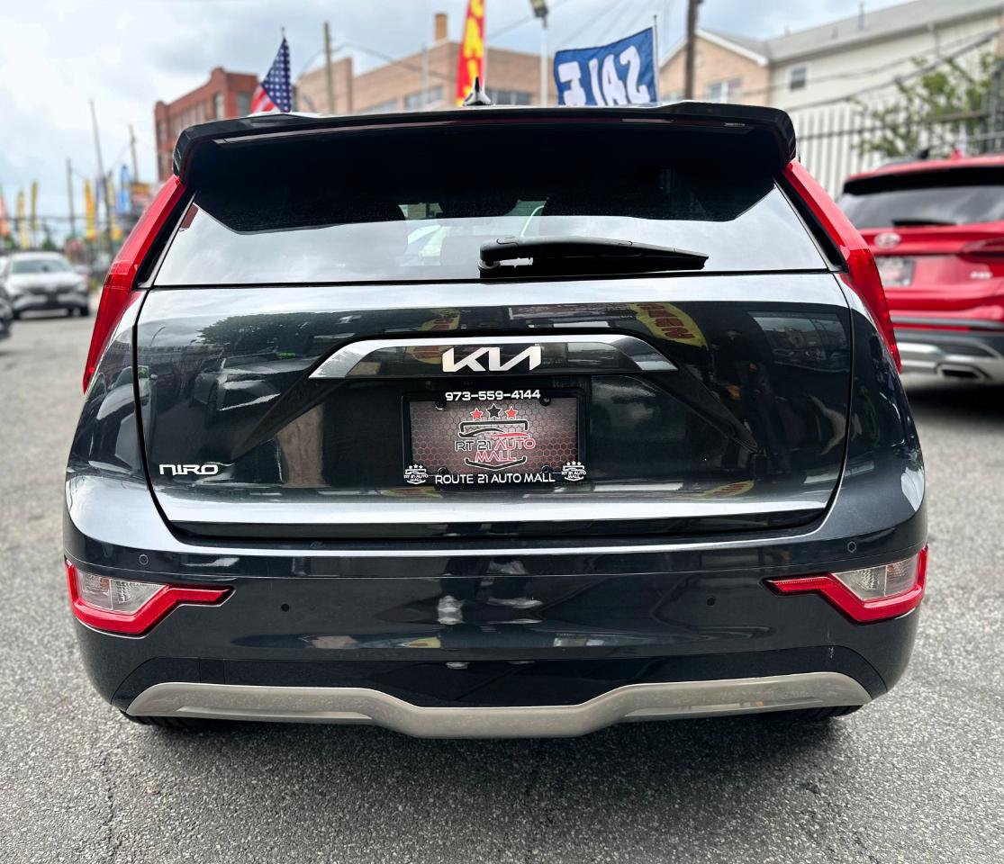 Used 2023 Kia Niro Wind FWD image 5