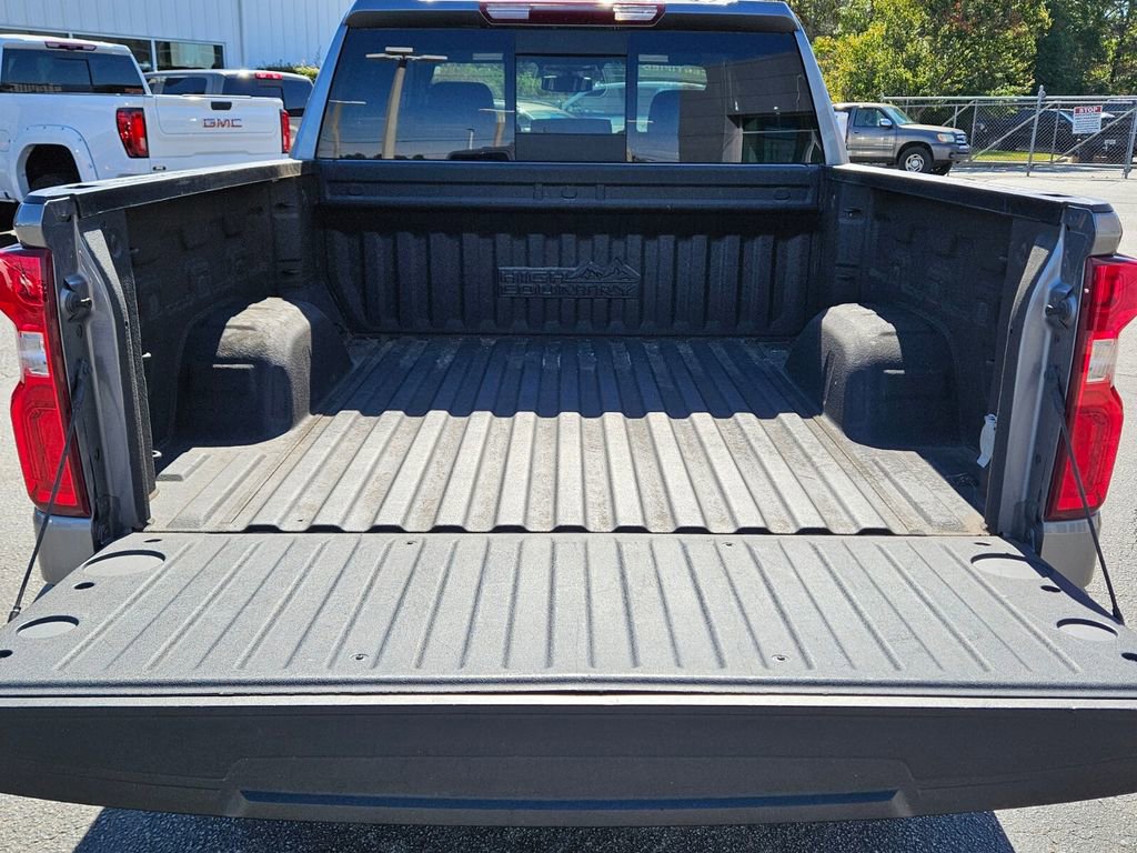 Certified 2021 Chevrolet Silverado 1500 High Country w/ Safety Package II image 11