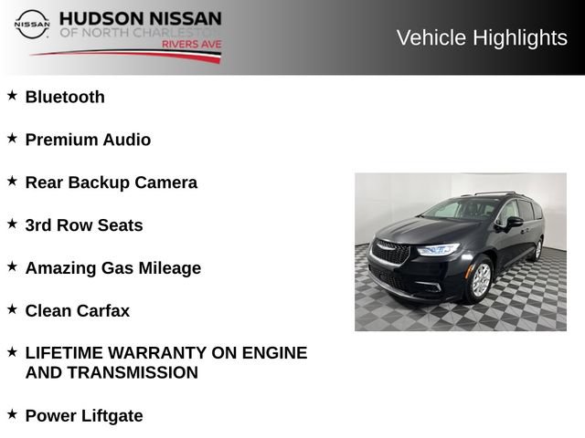 Used 2024 Chrysler Pacifica Touring-L FWD image 11
