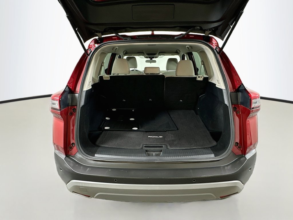 Used 2021 Nissan Rogue SV FWD image 23