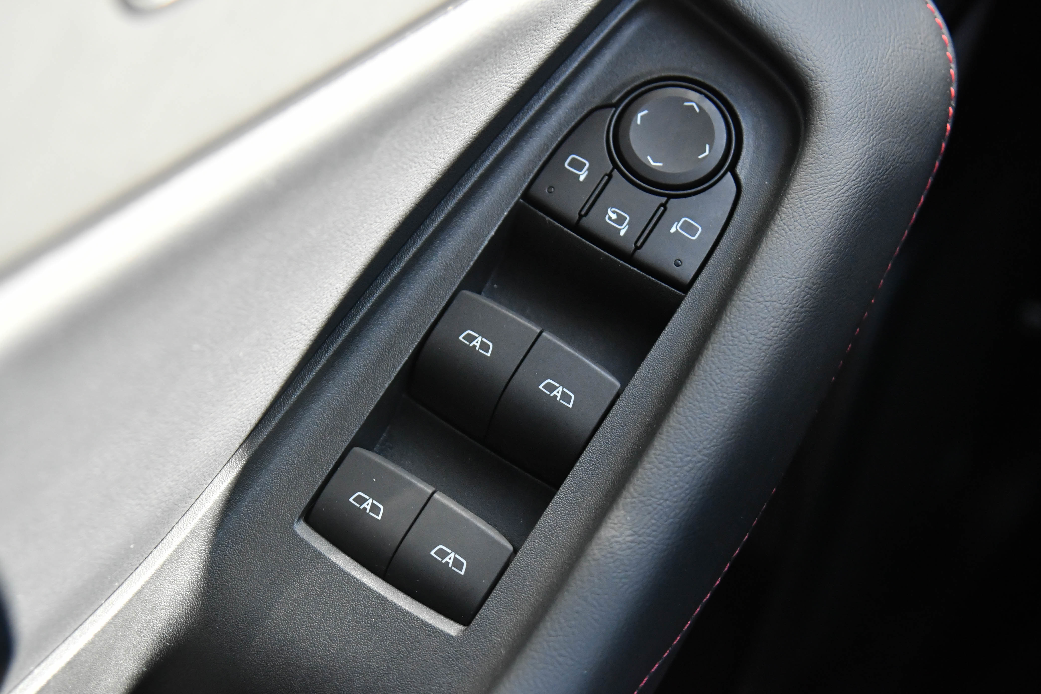 Used 2024 Acura ZDX A-Spec image 37