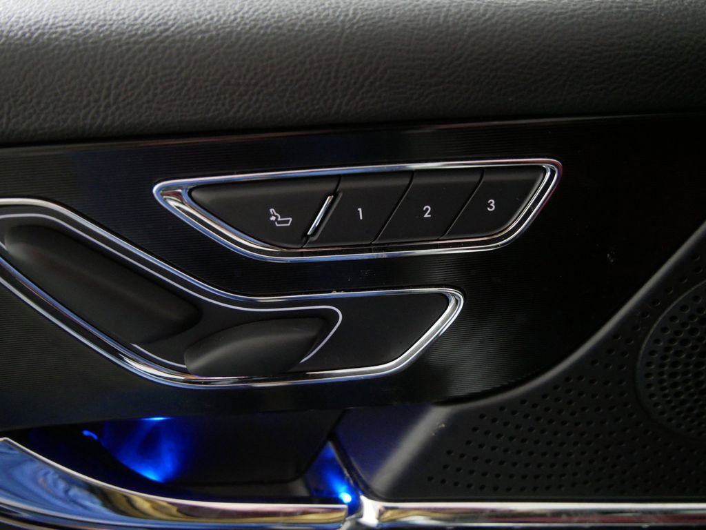 Used 2025 Lincoln Corsair Grand Touring w/ Equipment Group 301A image 16