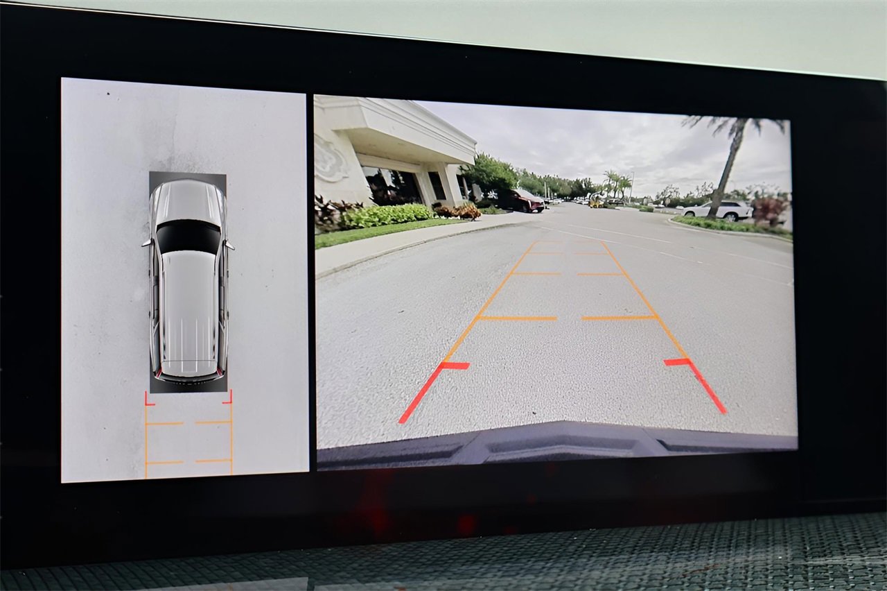 Certified 2025 Cadillac Escalade V w/ LPO, Floor Liner Package image 29