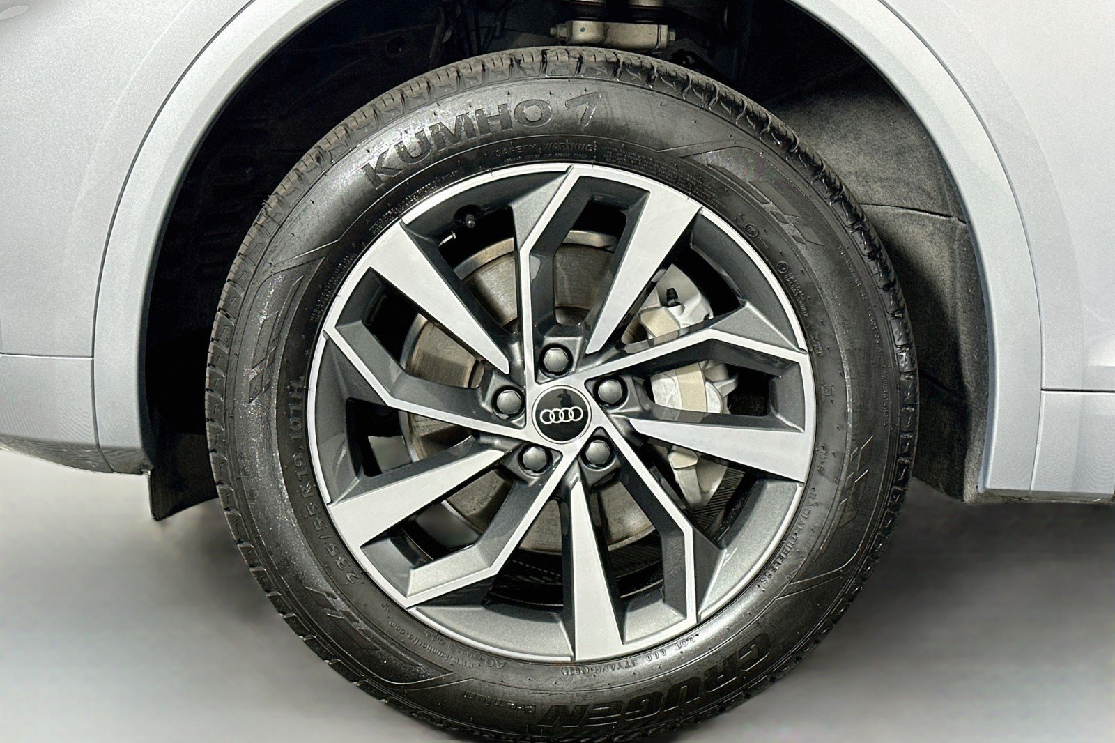 Used 2023 Audi Q5 2.0T Premium w/ Convenience Package AWD/4WD image 10