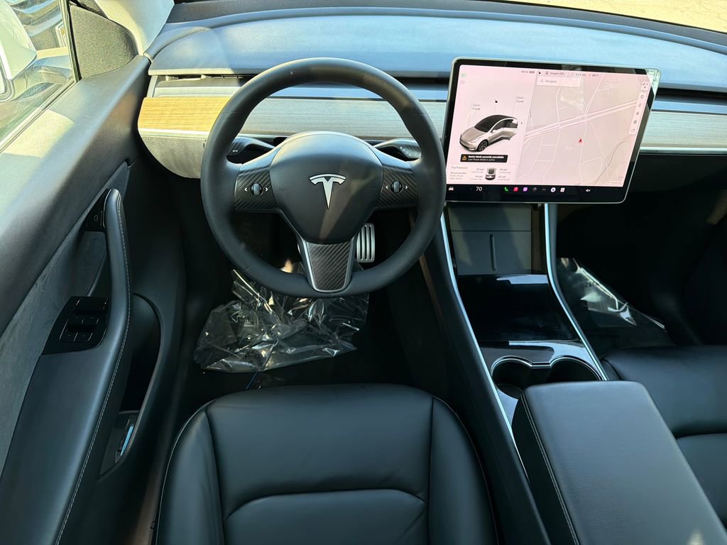 Used 2021 Tesla Model Y Long Range image 21