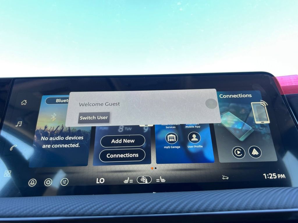 New 2026 Nissan Kicks SR image 8