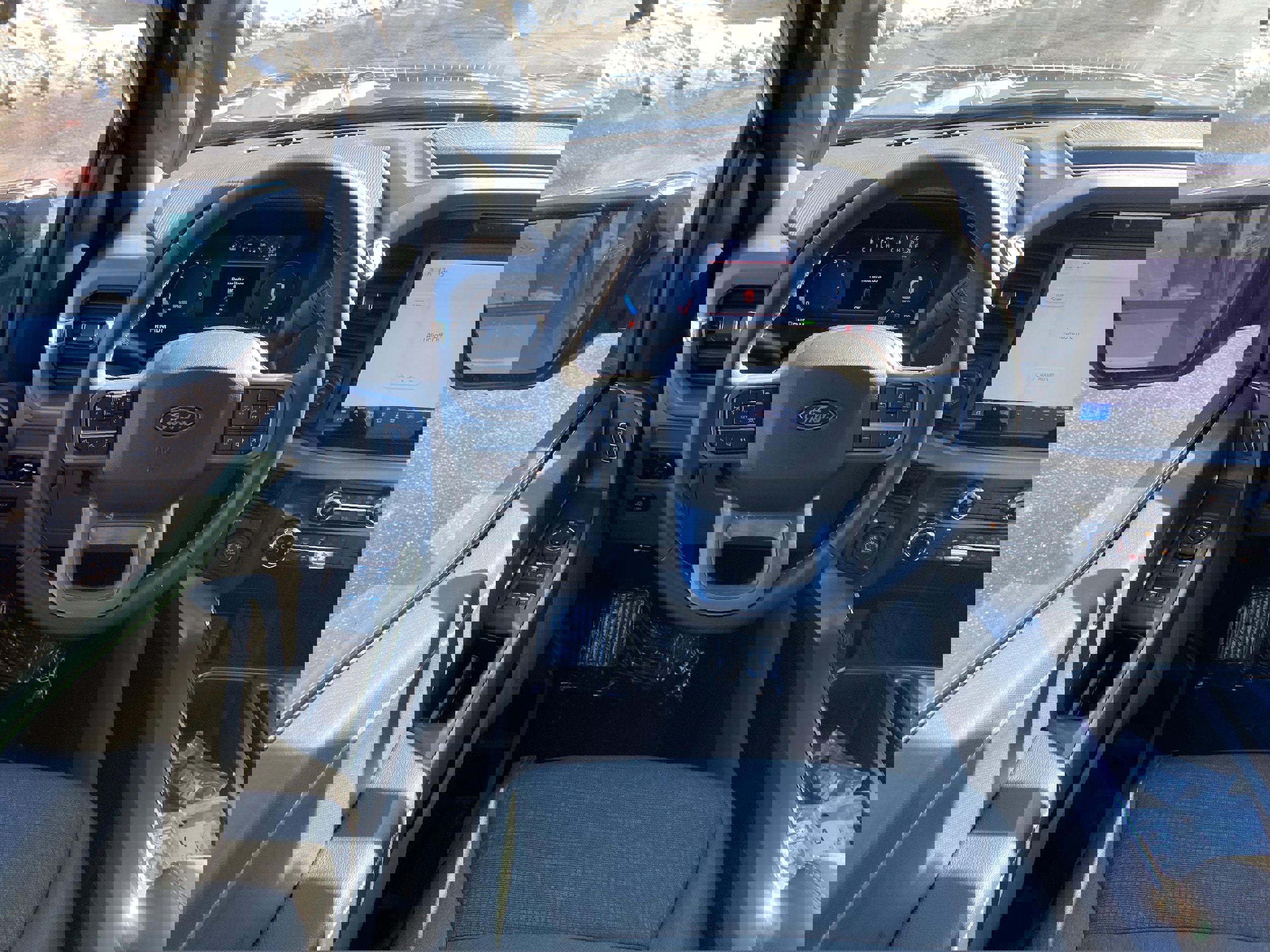 New 2025 Ford F150 XLT w/ Equipment Group 302A MID image 30