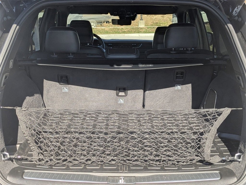 Used 2022 Jeep Grand Cherokee Overland w/ Luxury Tech Group IV image 34