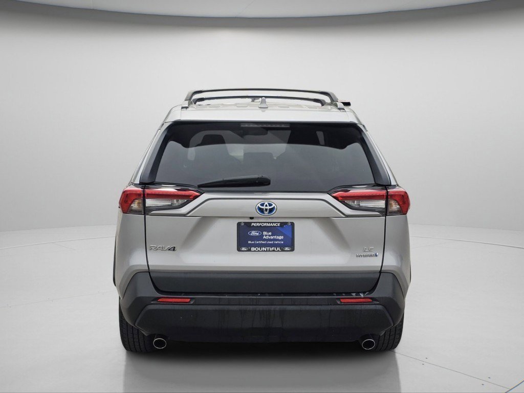 Used 2021 Toyota RAV4 LE image 21