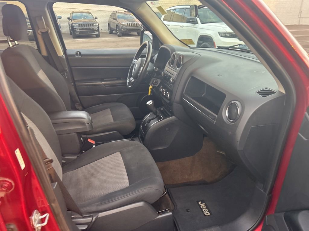 Used 2014 Jeep Patriot Latitude image 19