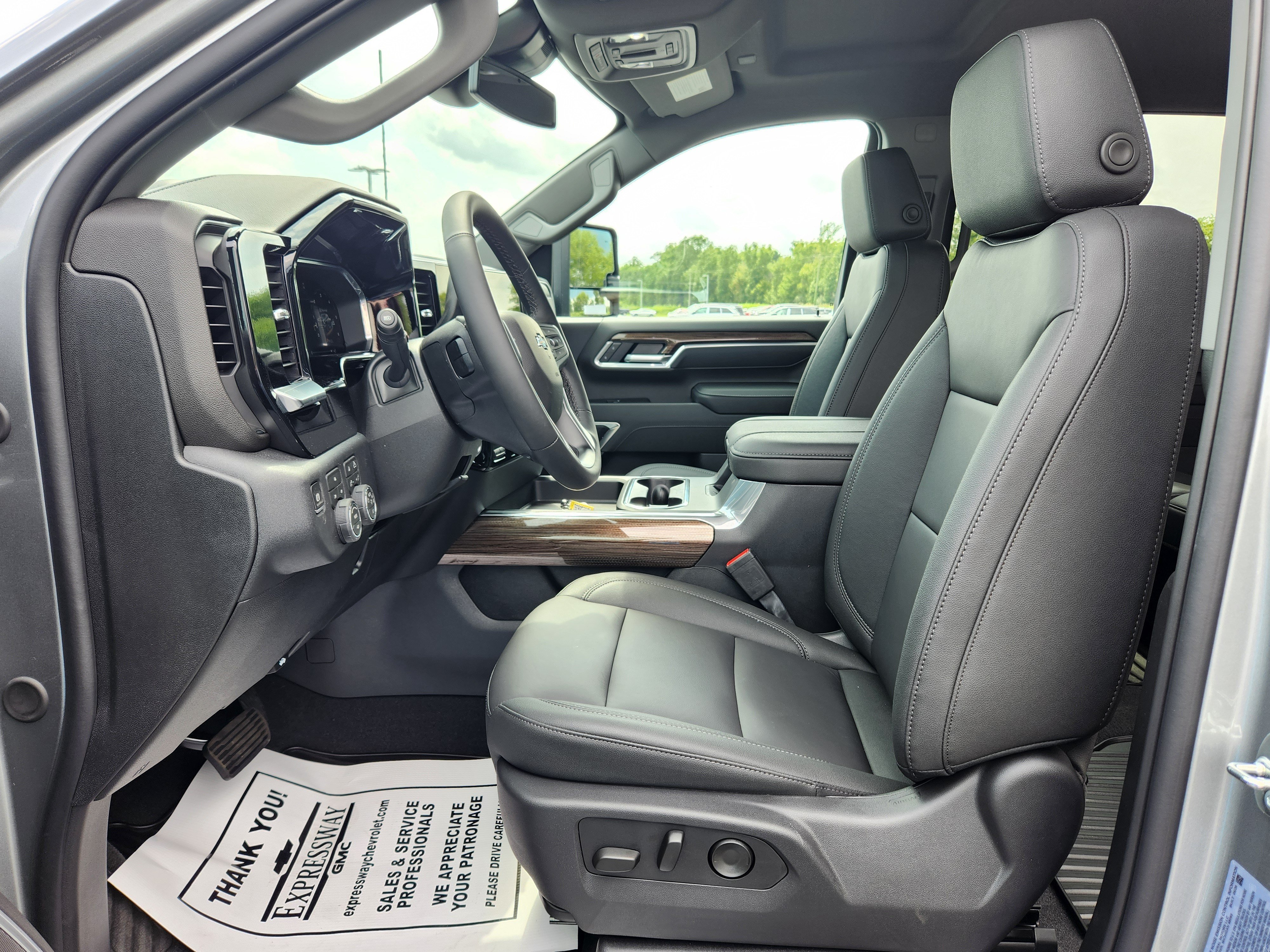 New 2026 Chevrolet Silverado 2500 LT w/ Trail Boss Package AWD/4WD image 10