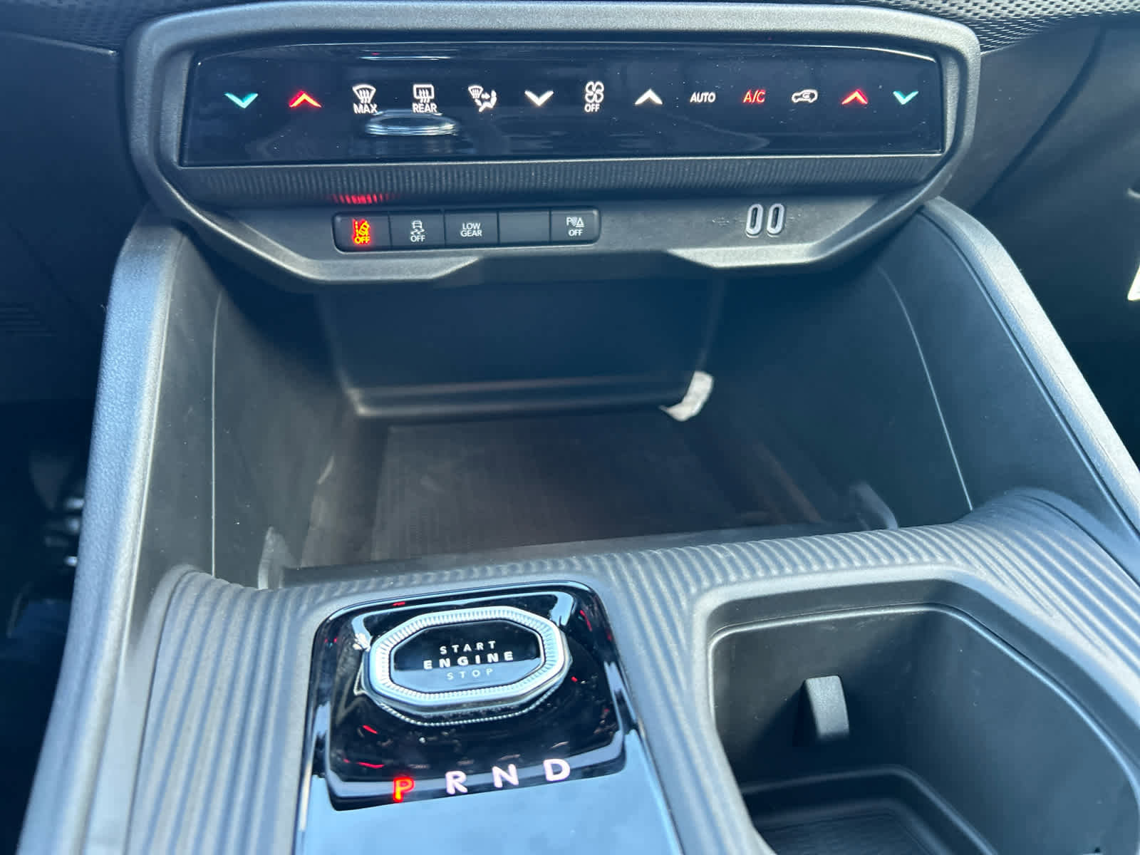 New 2026 Jeep Cherokee Overland AWD/4WD image 27