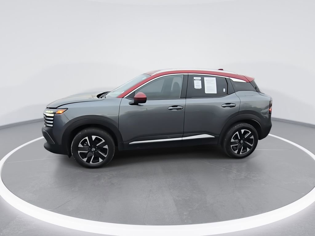 Used 2025 Nissan Kicks SV w/ SV Premium Package image 4