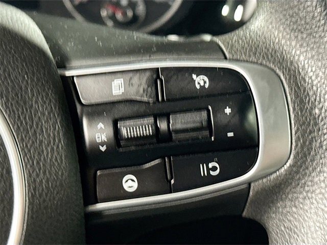 Used 2021 Kia K5 LXS image 10