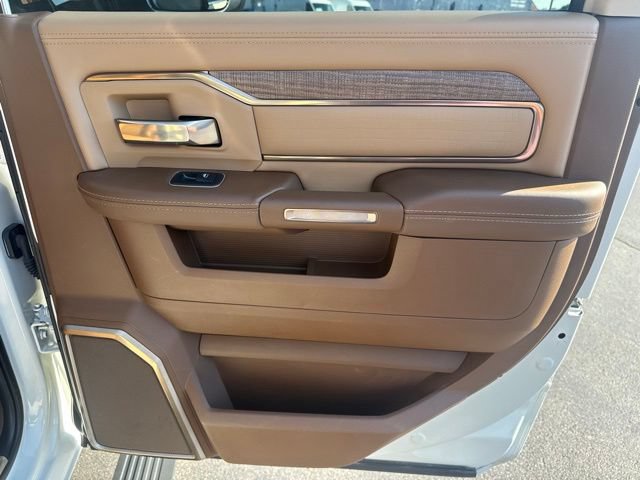 Used 2021 RAM 2500 Limited AWD/4WD image 15