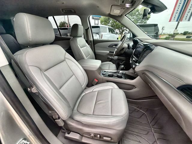 Used 2020 Chevrolet Traverse Premier w/ LPO, Floor Liner Package FWD image 27