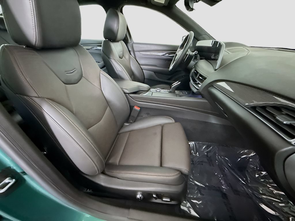 Certified 2025 Cadillac CT5 V RWD image 28