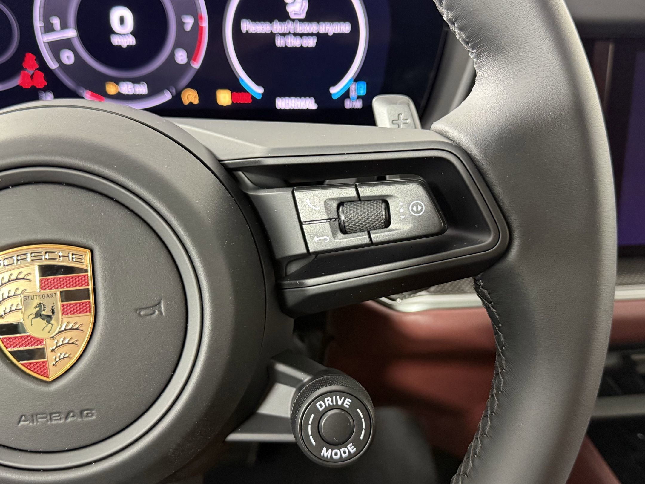 New 2026 Porsche Cayenne S image 27