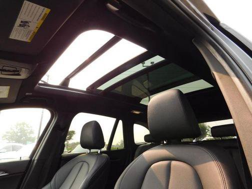 Used 2018 BMW X1 xDrive28i w/ Convenience Package AWD/4WD image 18