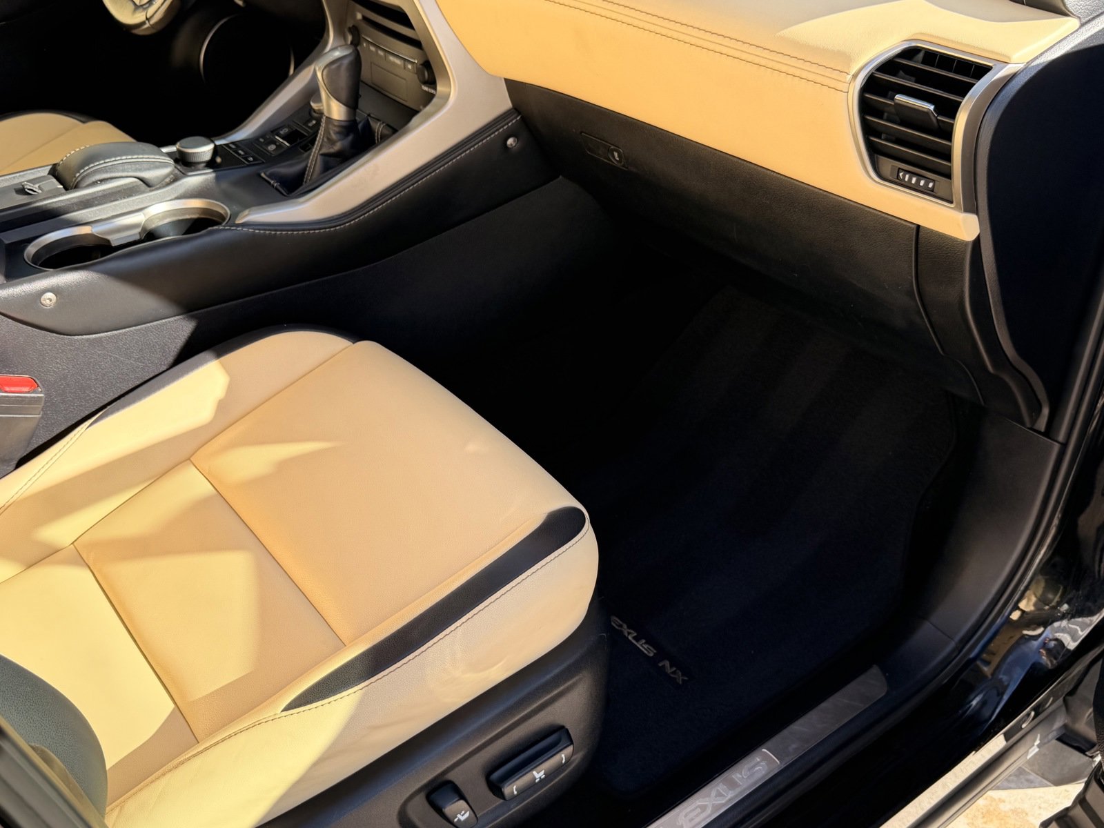 Used 2017 Lexus NX 200t FWD w/ Accessory Package 2 image 31