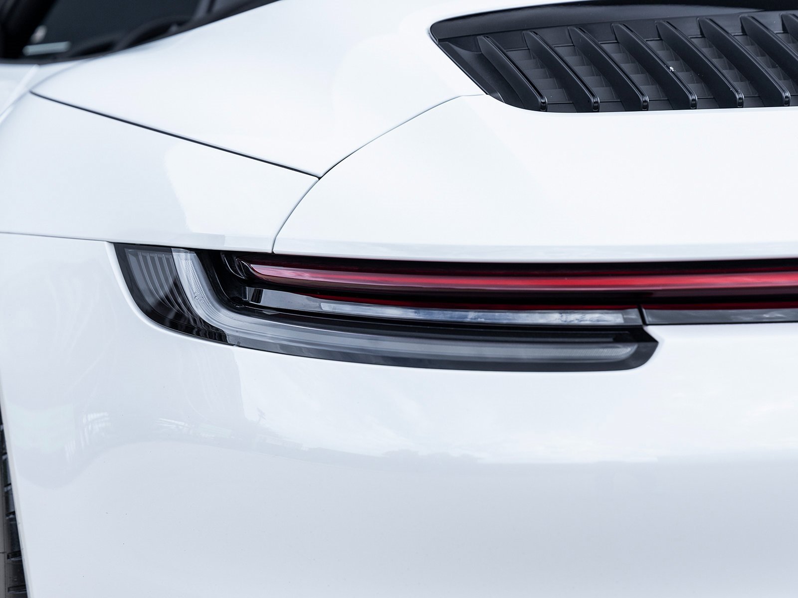 Certified 2022 Porsche 911 Carrera image 17