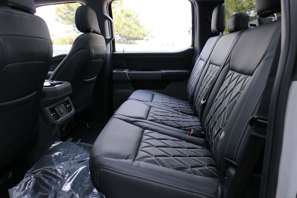 New 2026 Ford F250 XLT w/ XLT Premium Package image 25