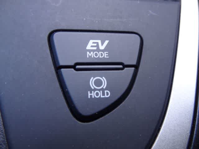 Used 2021 Lexus UX 250h w/ Premium Package AWD/4WD image 35