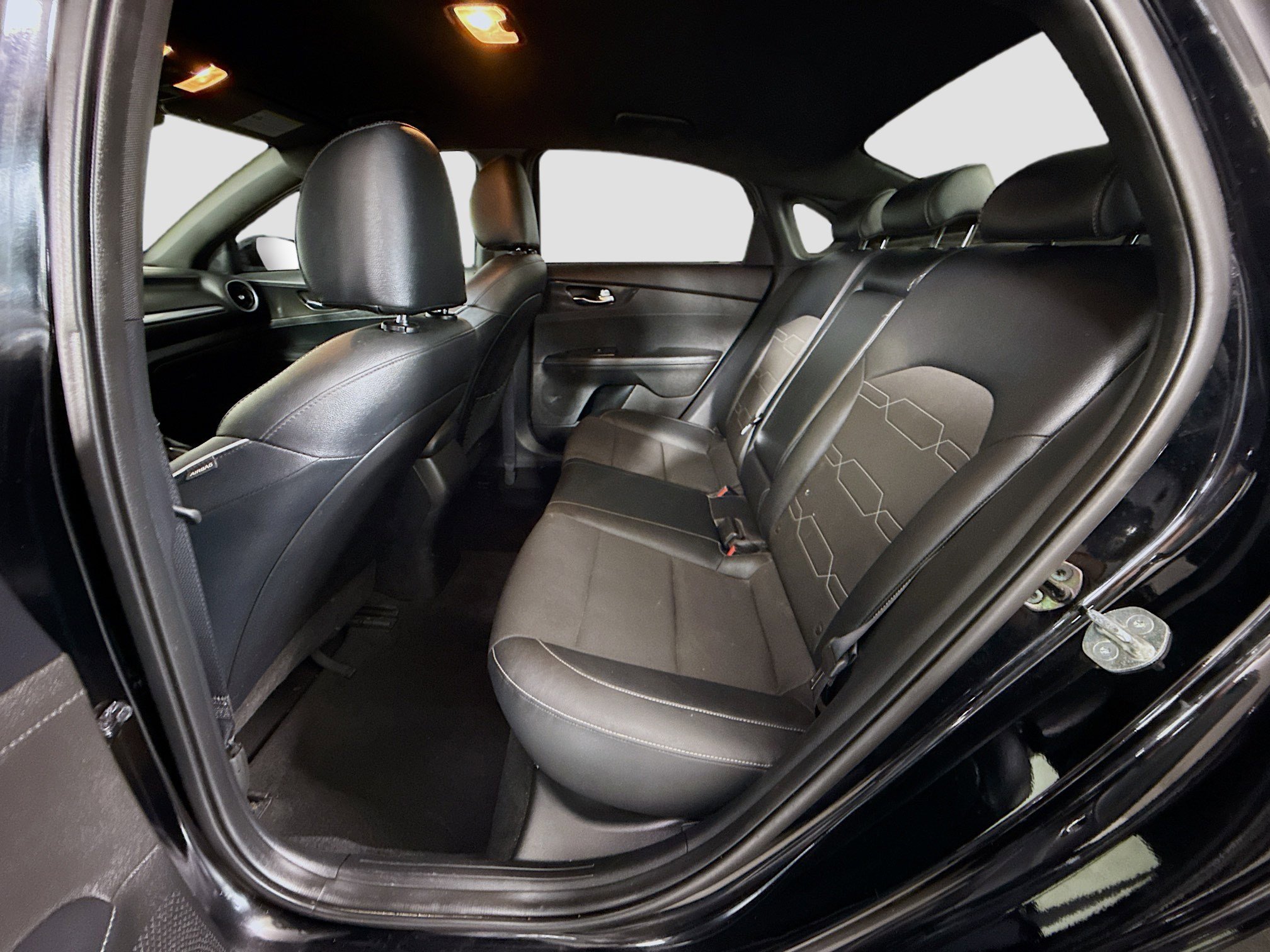 Used 2024 Kia Forte GT-Line image 25