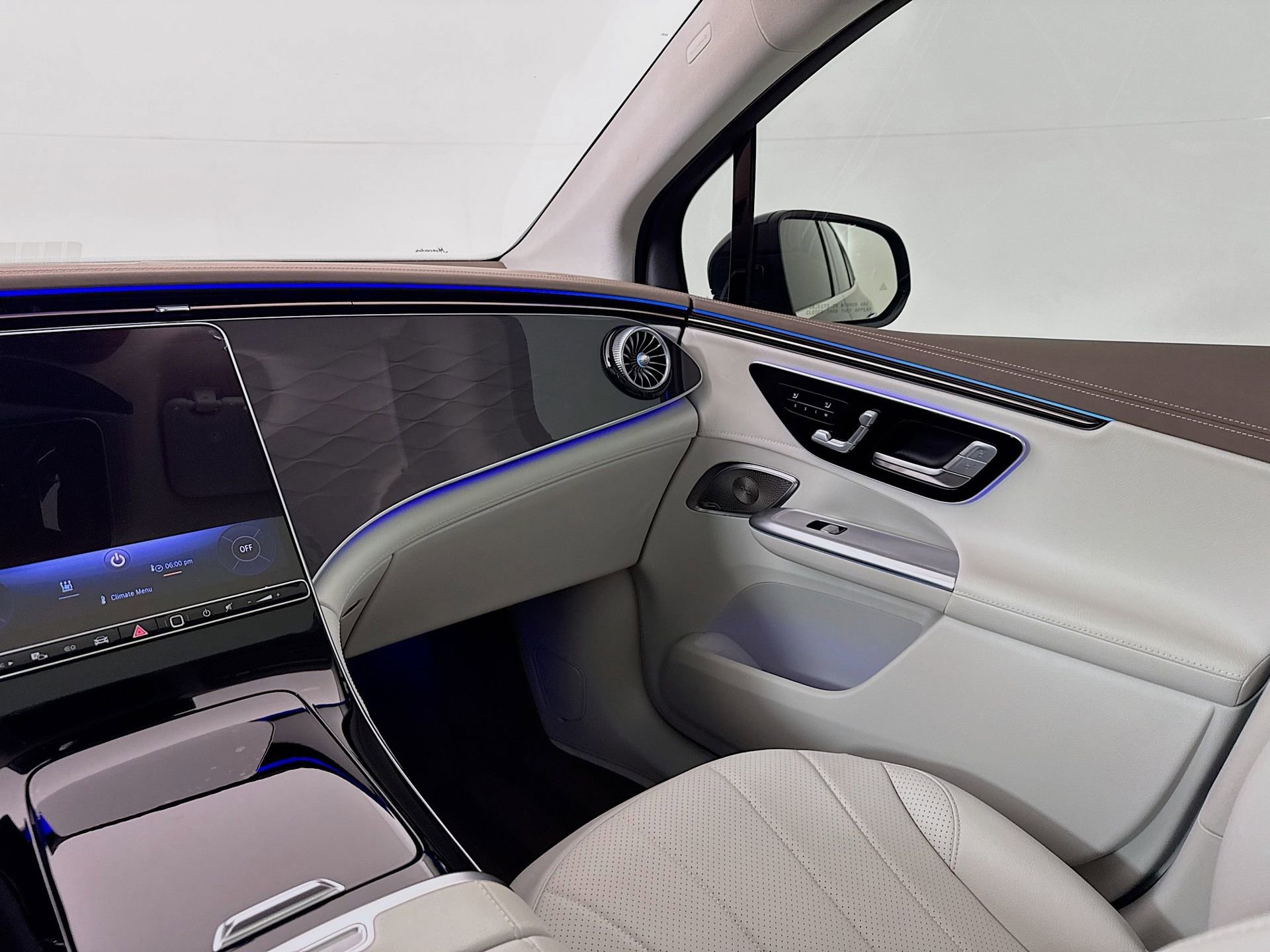 Certified 2023 Mercedes-Benz EQE 350+ SUV image 26