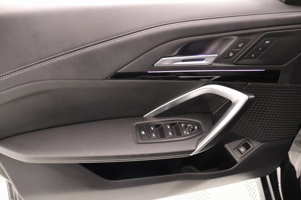 Used 2025 BMW X1 xDrive28i image 16