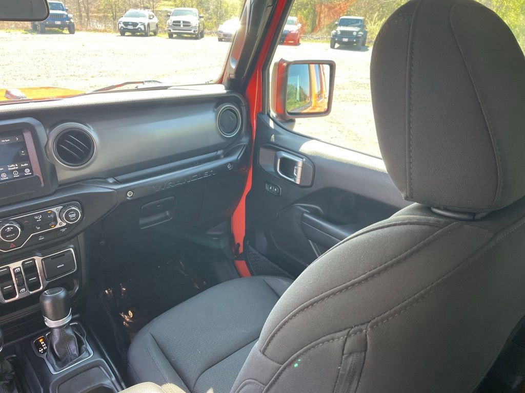 Used 2023 Jeep Wrangler Unlimited Sport image 21