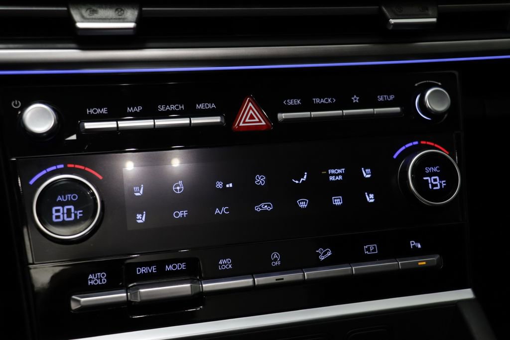 Used 2025 Hyundai Santa Fe Limited image 11