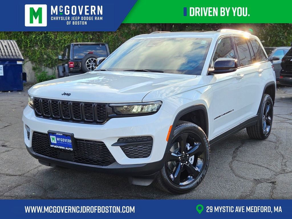 New 2025 Jeep Grand Cherokee Altitude image 1