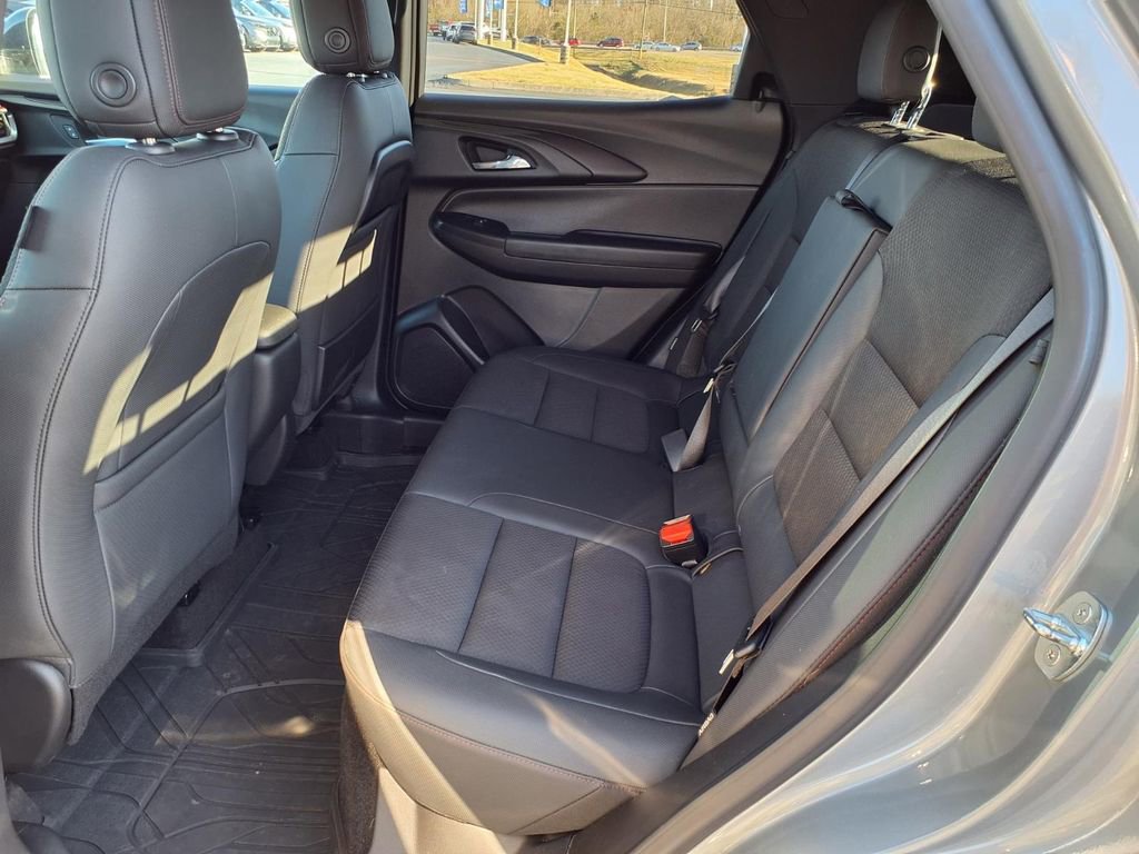 Used 2023 Chevrolet TrailBlazer RS w/ Convenience Package image 10