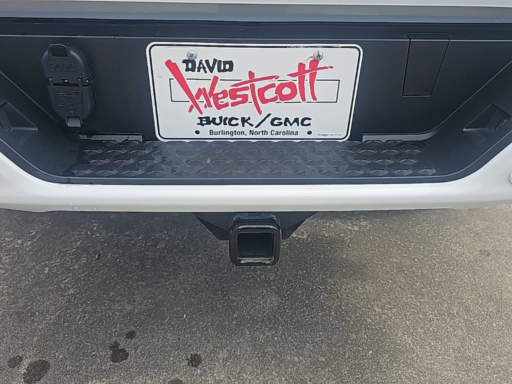 Certified 2023 GMC Canyon Elevation w/ Convenience Package image 8