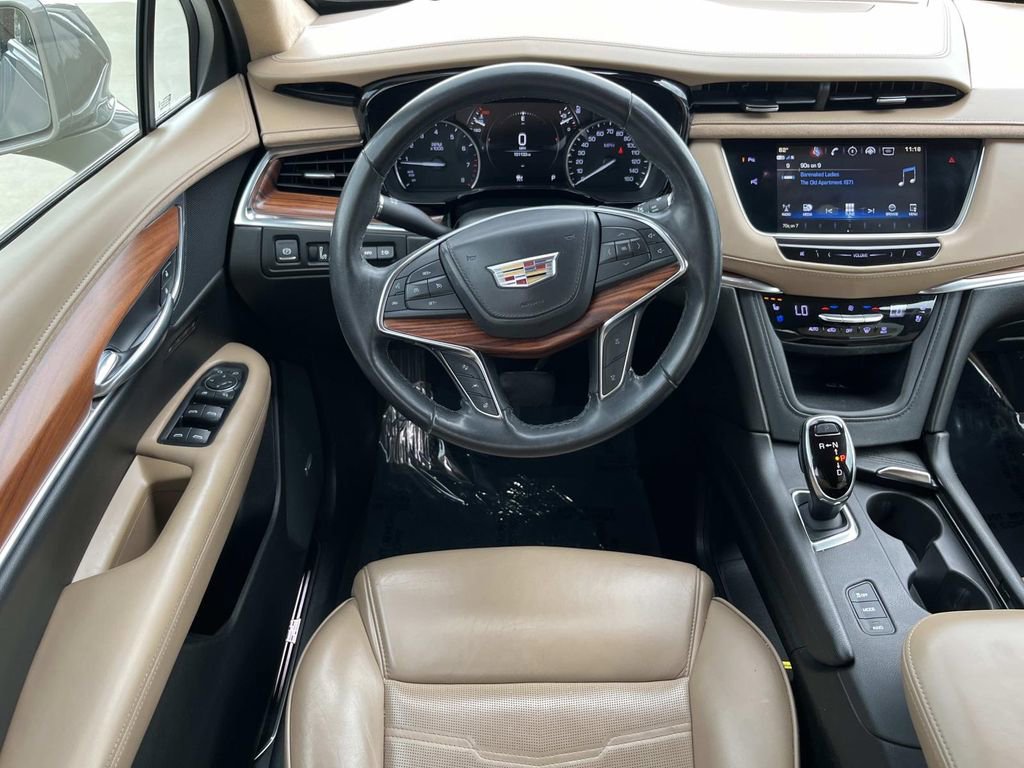 Used 2019 Cadillac XT5 Platinum AWD/4WD image 14