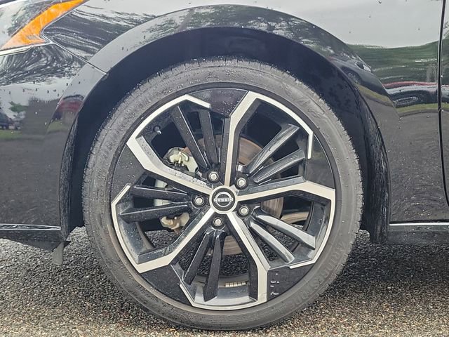 Used 2025 Nissan Altima 2.5 SR AWD/4WD image 6