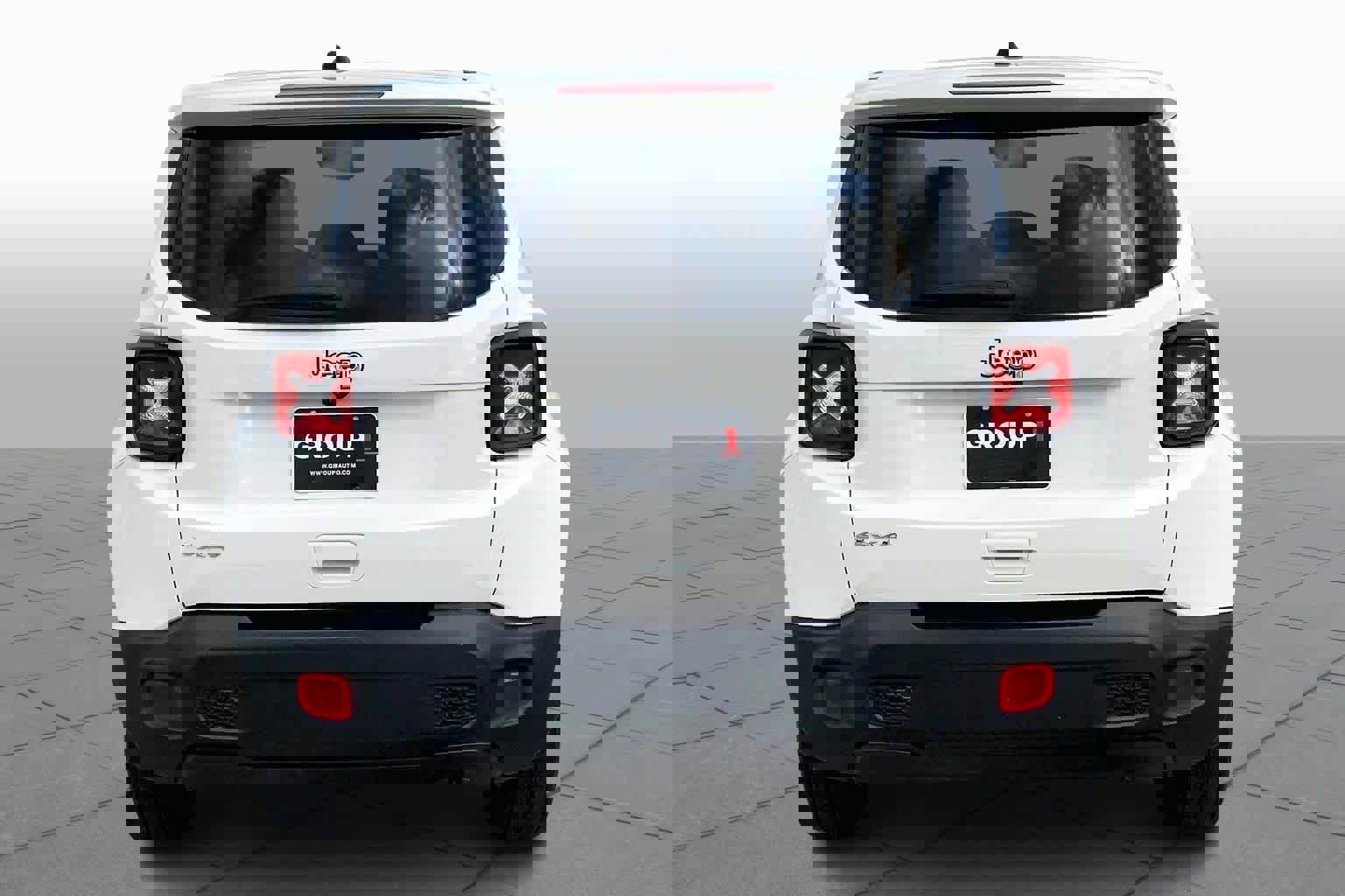 Used 2023 Jeep Renegade Latitude image 4