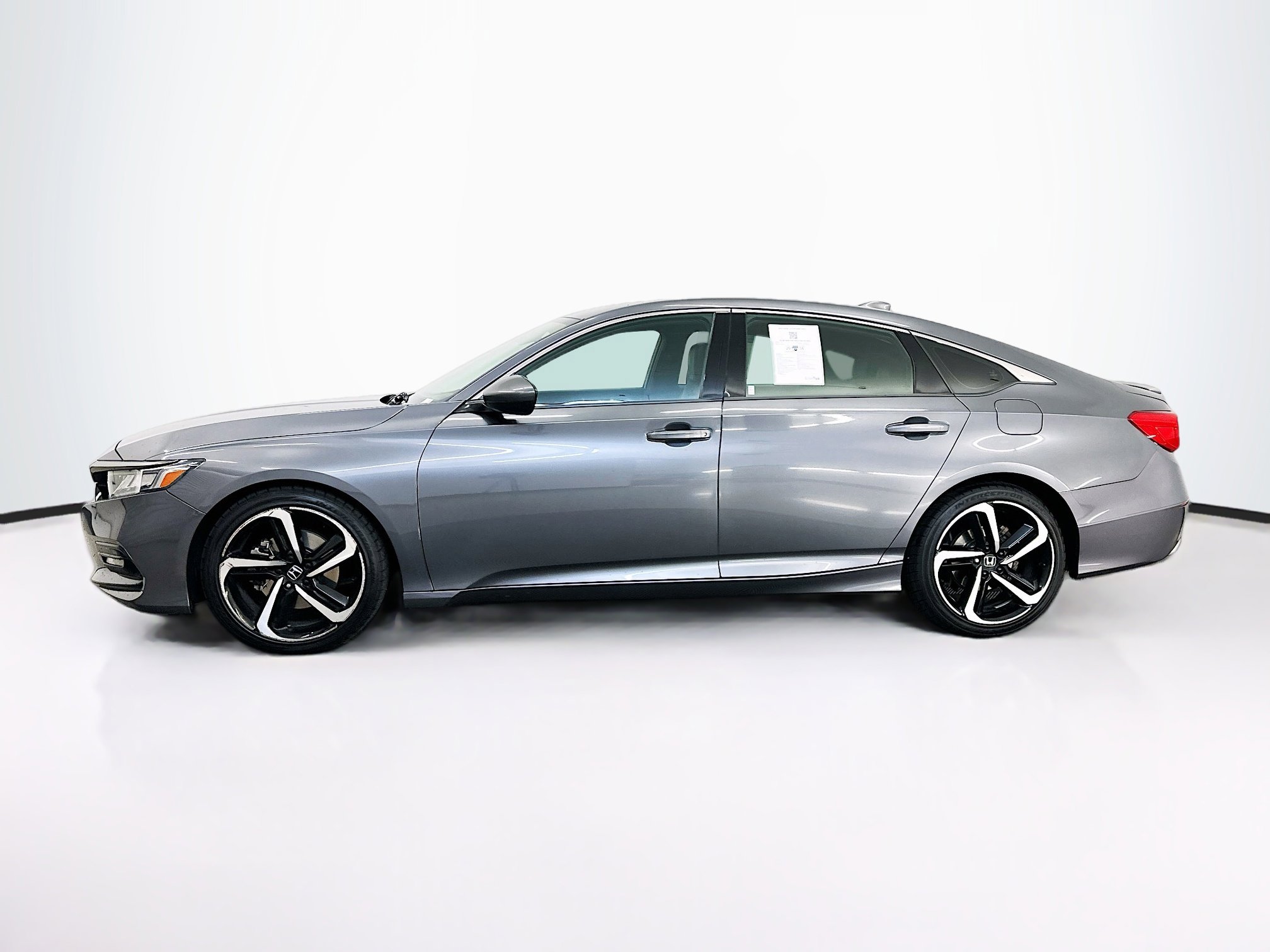 Used 2020 Honda Accord Sport image 4