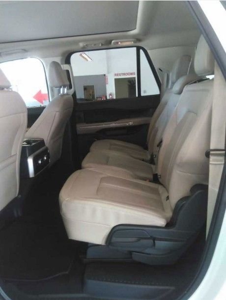 Used 2024 Ford Expedition Max Limited AWD/4WD image 8
