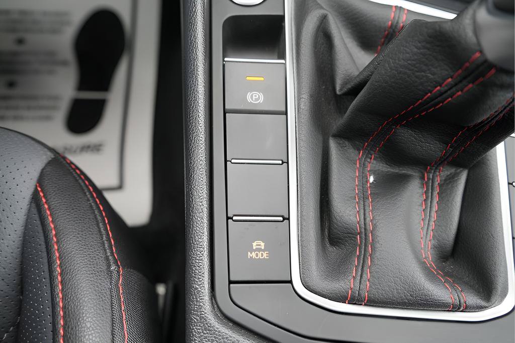 Used 2025 Volkswagen Jetta GLI Autobahn w/ GLI Black Package FWD image 36