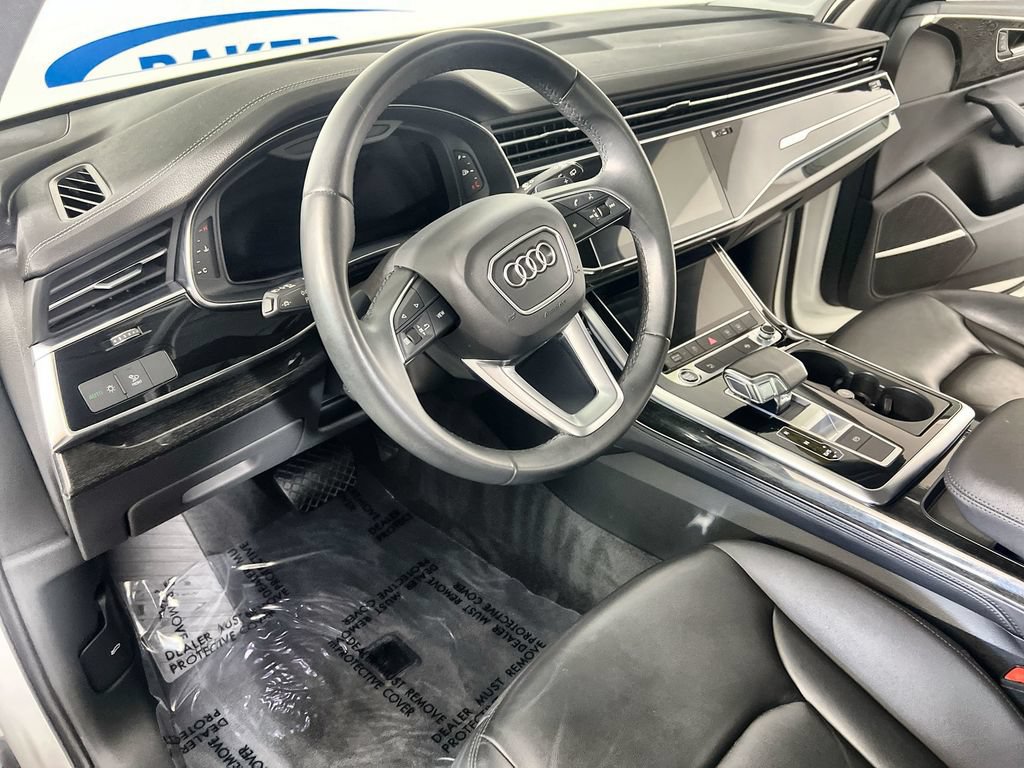 Used 2023 Audi Q7 3.0T Premium Plus AWD/4WD image 11