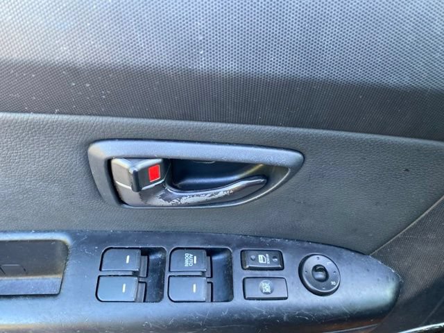 Used 2011 Kia Soul + w/ Audio Pkg FWD image 16