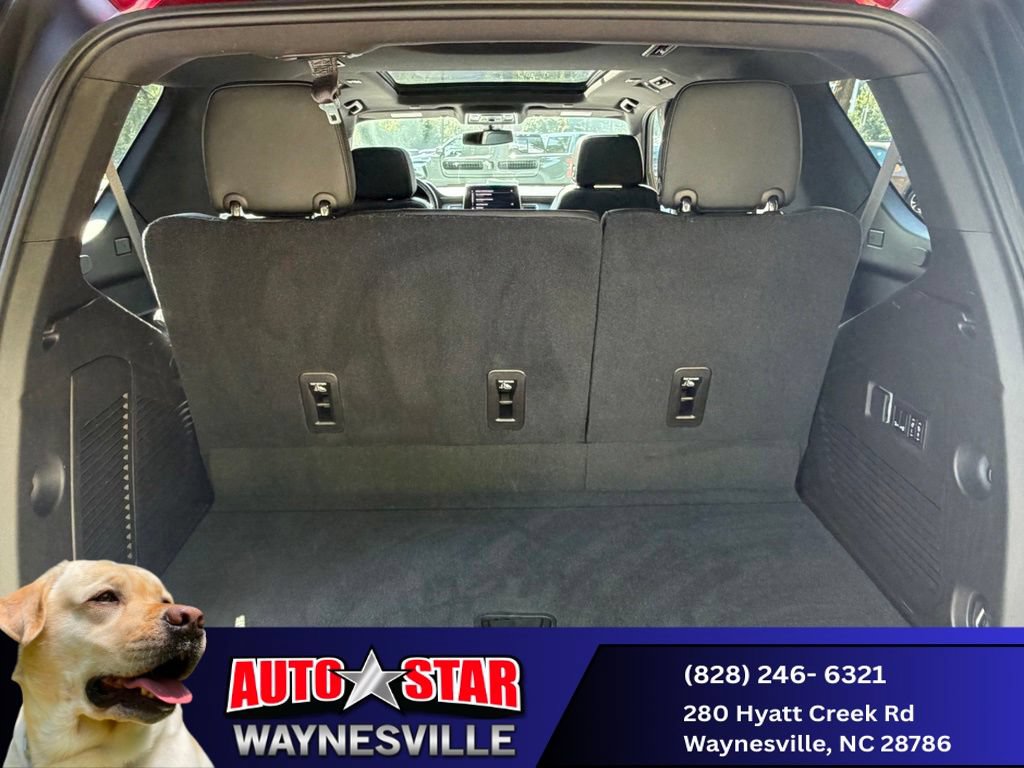 Used 2021 Chevrolet Tahoe Z71 w/ Z71 Off-Road Package AWD/4WD image 30