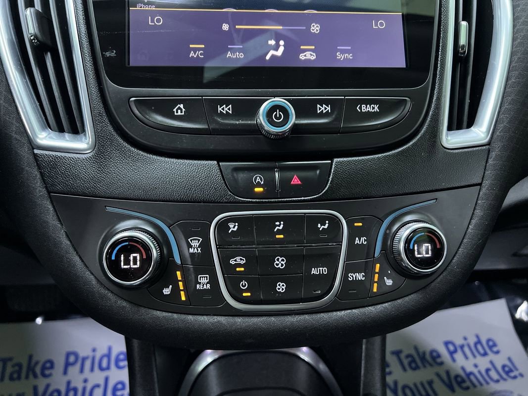 Used 2020 Chevrolet Malibu LT FWD image 23