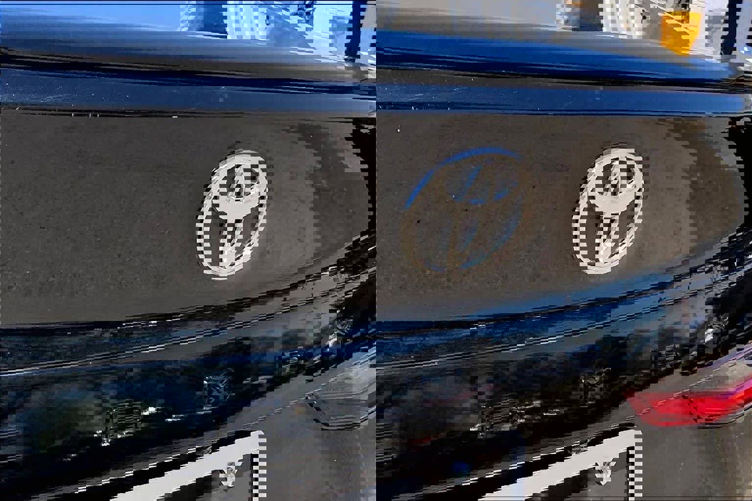 Used 2025 Toyota Camry XSE image 30