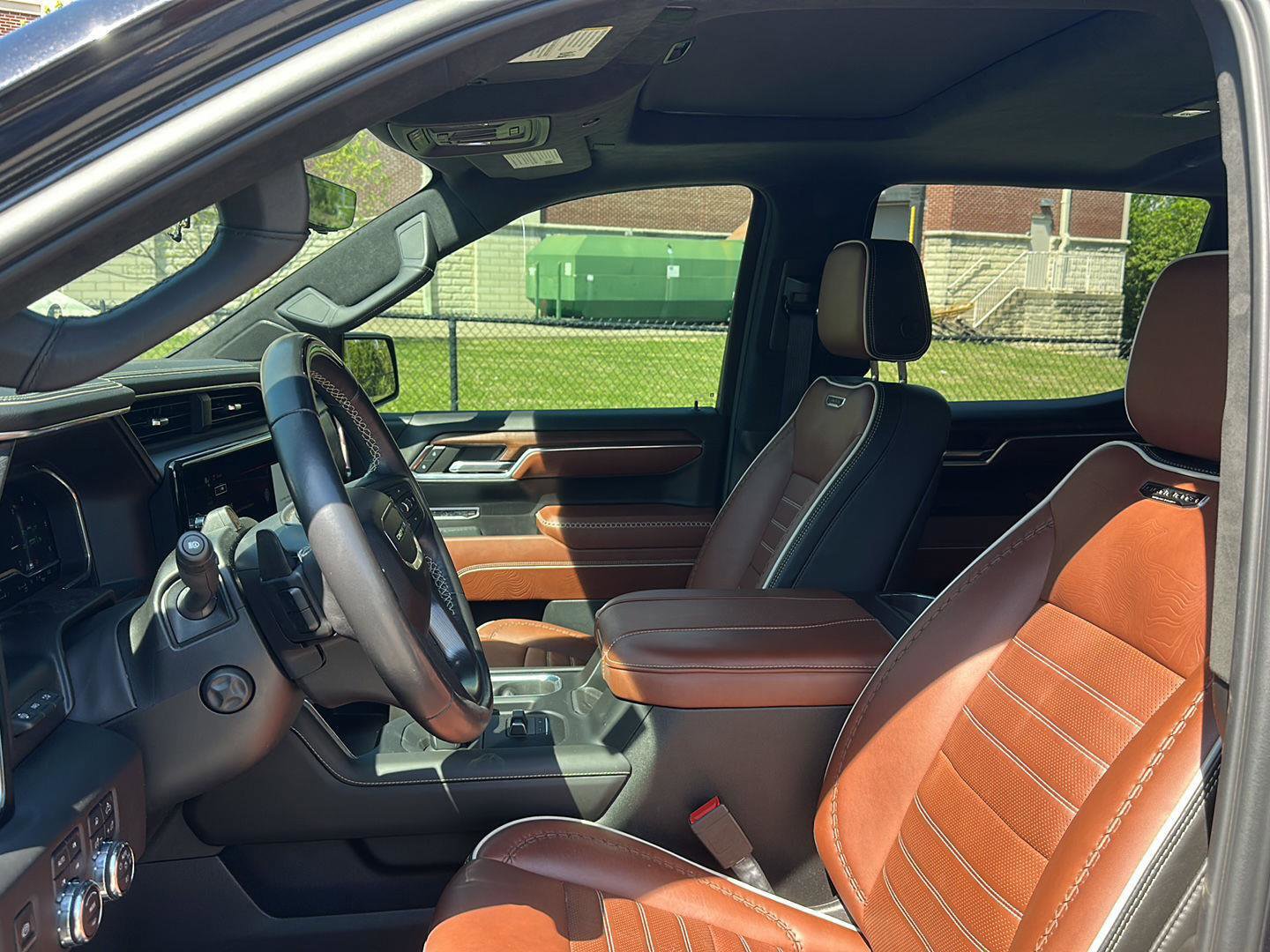 Used 2023 GMC Sierra 1500 Denali Ultimate image 12