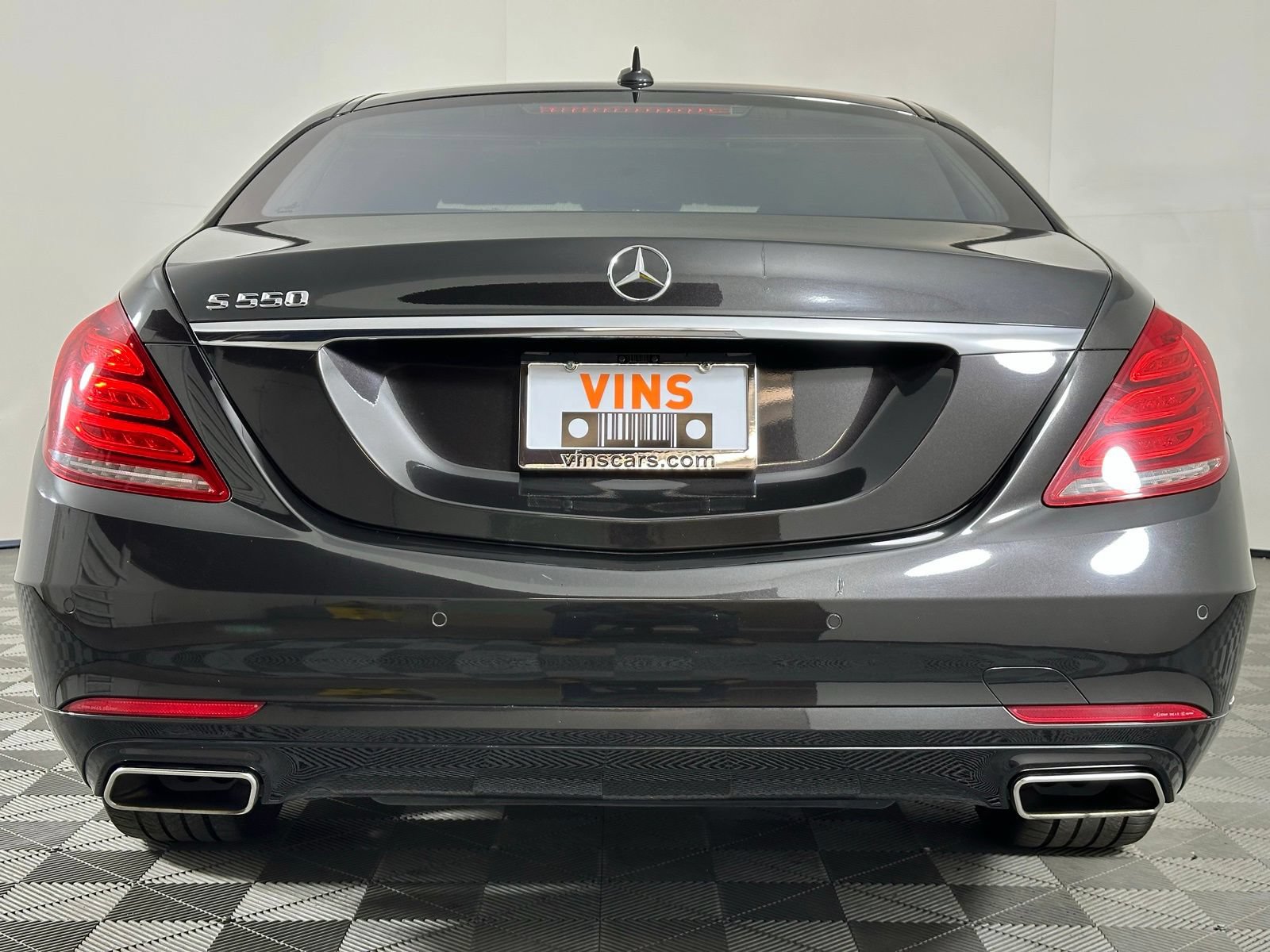 Used 2014 Mercedes-Benz S 550 Sedan w/ Edition 1 Package image 12